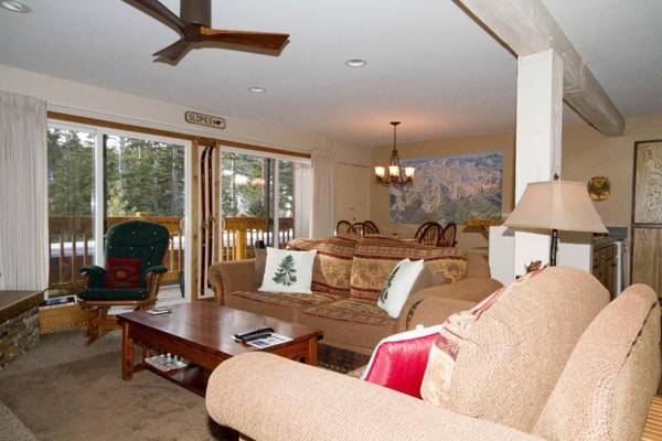 Mammoth Ski & Racquet Club #082