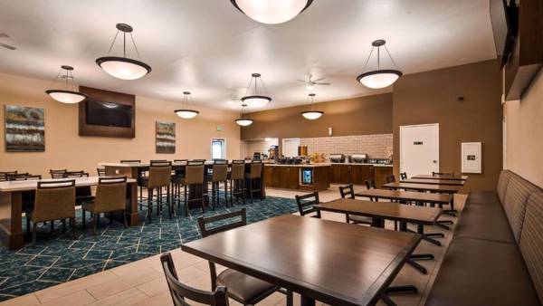 Best Western Plus Executive Inn & Suites