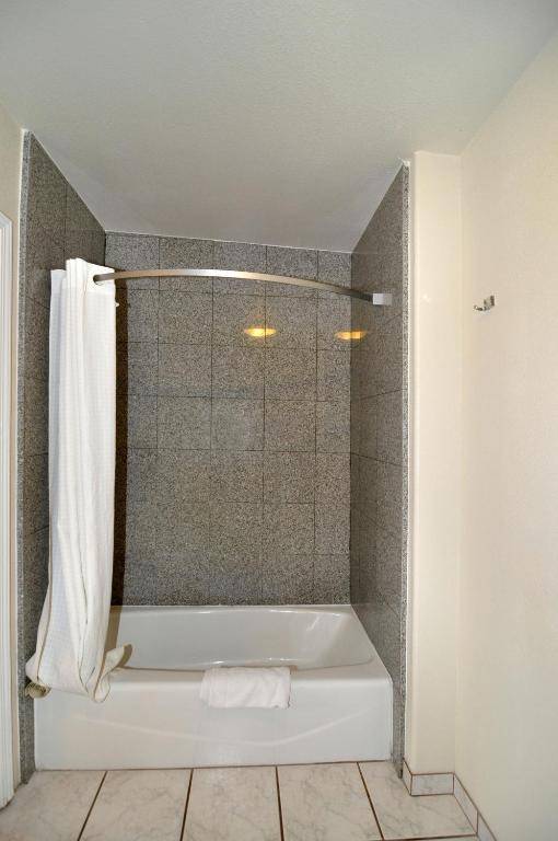 Super 8 by Wyndham Monterey