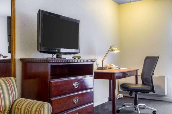 Workspace - Quality Inn & Suites South San Jose - Morgan Hill