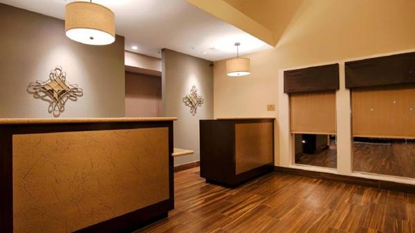 Best Western Plus Inn at the Vines