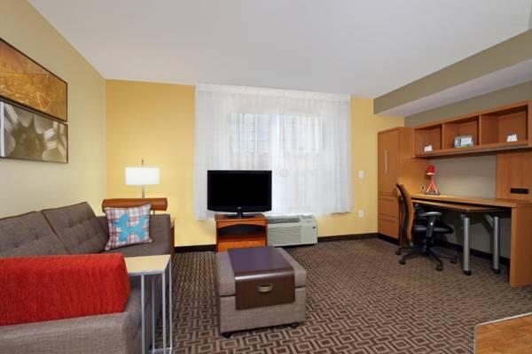 Workspace - TownePlace Suites Newark Silicon Valley