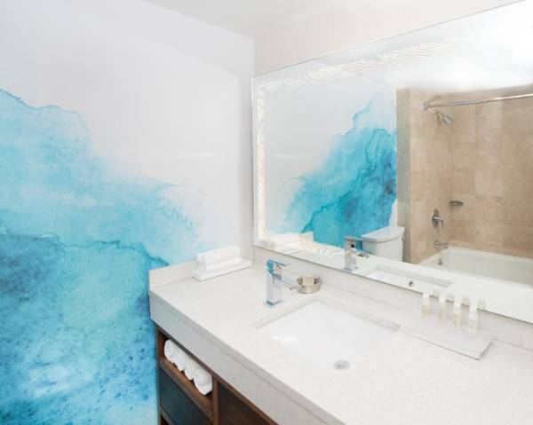 Renaissance Newport Beach Hotel