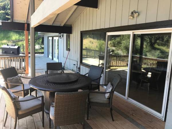 Mountain Trail Lodge and Vacation Rentals