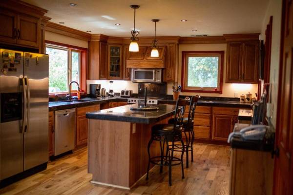 Riverfront Property with Waterfalls near Yosemite and Bass Lake