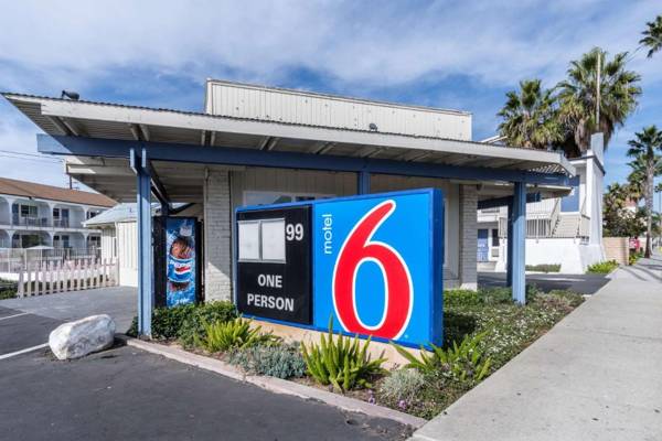 Motel 6-Oceanside CA Marina