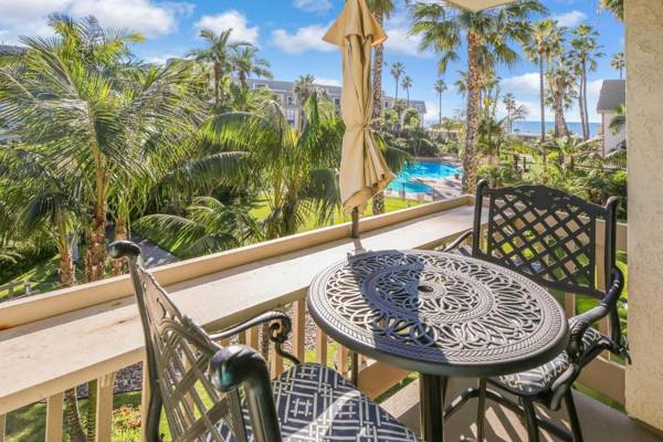 F204 - Cozy Seaview Condo