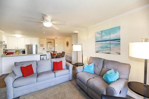 B215 - Garden Retreat