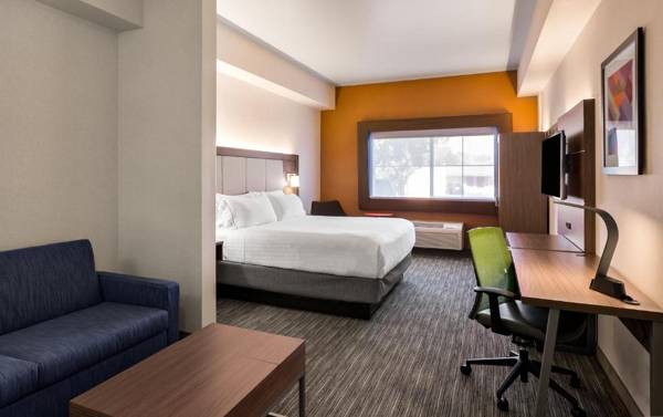 Workspace - Holiday Inn Express Hotel & Suites Oroville Southwest an IHG Hotel