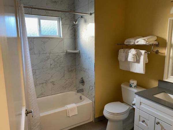 Sea Breeze Inn - Pacific Grove