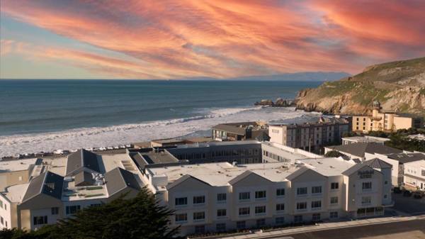 Fairfield by Marriott Inn & Suites San Francisco Pacifica