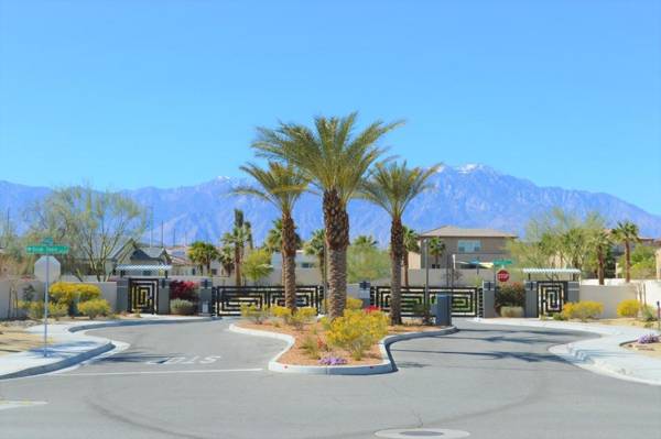 Cool and Contemporary Retreat