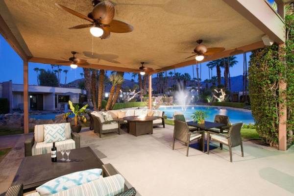 Desert Isle Resort a VRI resort