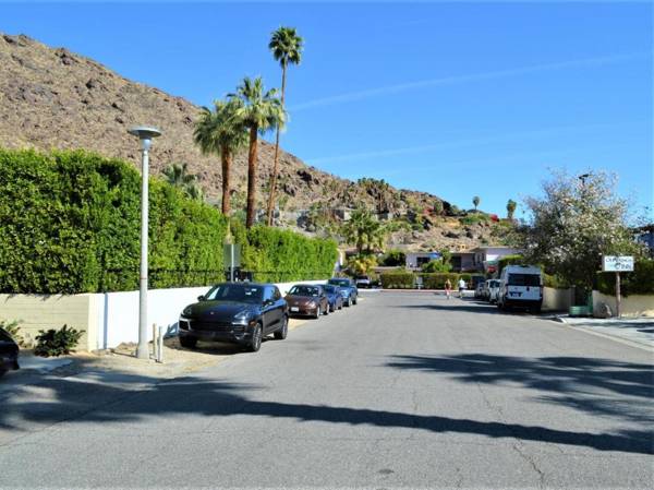 PS Downtown Condominium