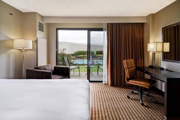 Workspace - DoubleTree by Hilton Pleasanton at The Club
