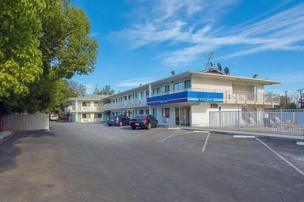 Motel 6-Red Bluff CA