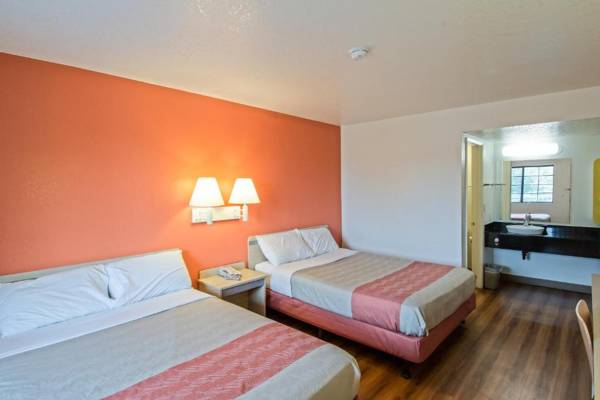 Motel 6-Redding CA - South