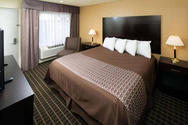 Red Lion Inn & Suites Redding