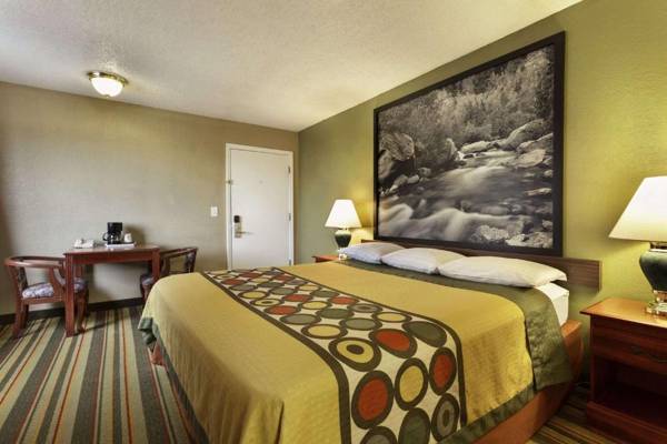 Super 8 by Wyndham Ridgecrest