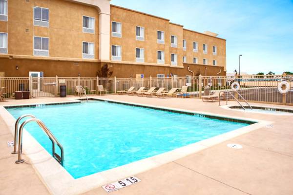 Hampton Inn & Suites Ridgecrest