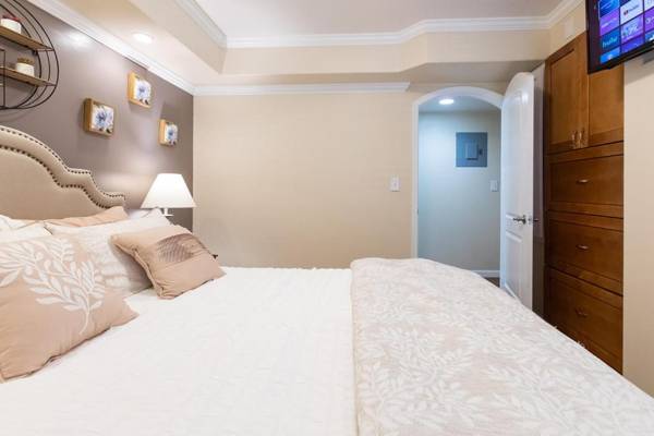 Serene Business - Friendly Getaway - Queen Bed - Parking