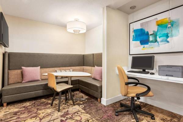 Workspace - Residence Inn by Marriott Roseville