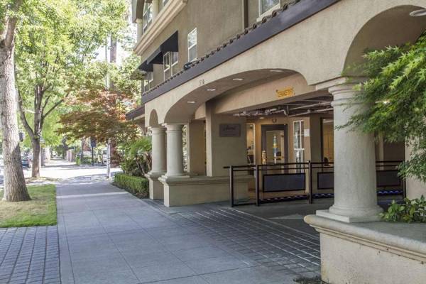 Inn Off Capitol Park Ascend Hotel Collection