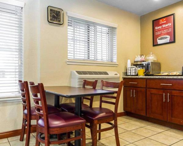 Econo Lodge Sacramento Convention Center
