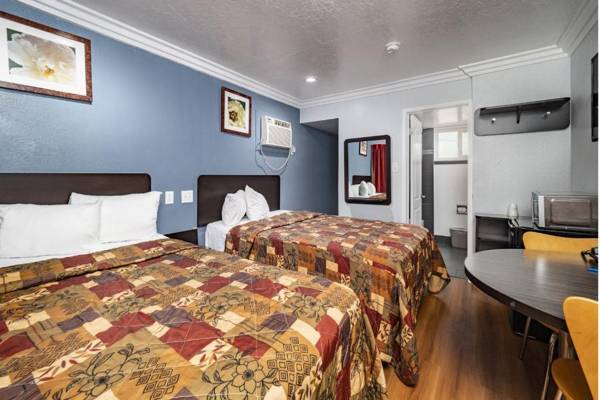 Travelodge by Wyndham Sacramento Convention Center
