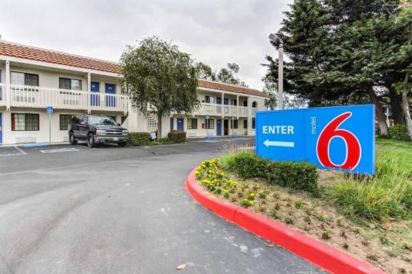 Motel 6-Salinas CA - North Monterey Area