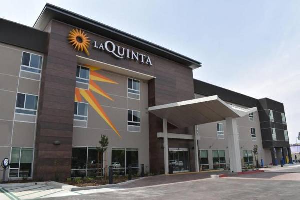 La Quinta Inn & Suites by Wyndham San Bernardino