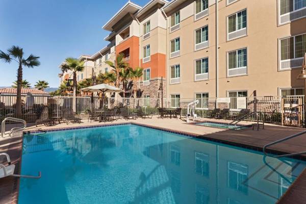 Hampton Inn & Suites San Bernardino