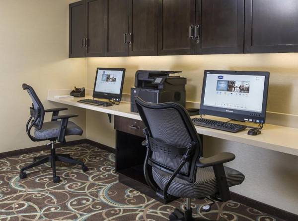 Workspace - Hampton Inn & Suites San Bernardino