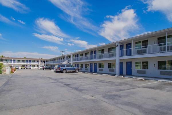 Motel 6-San Bernardino CA - Downtown