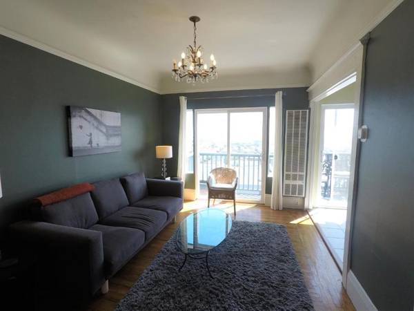 Alpine Terrace House