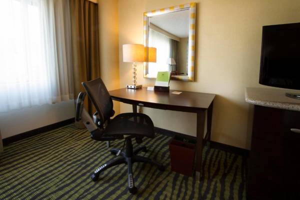 Workspace - DoubleTree by Hilton Orange County Airport