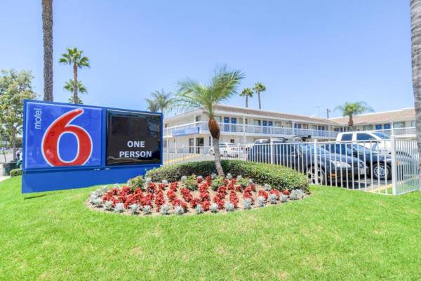 Motel 6-Santa Ana CA