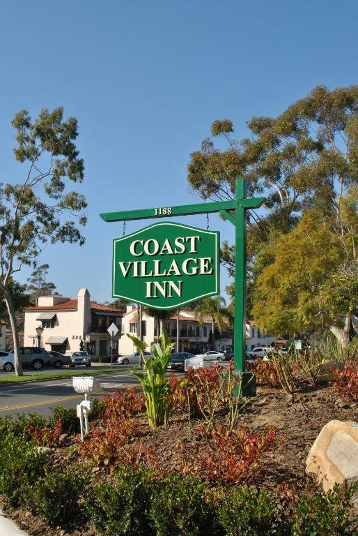 Coast Village Inn