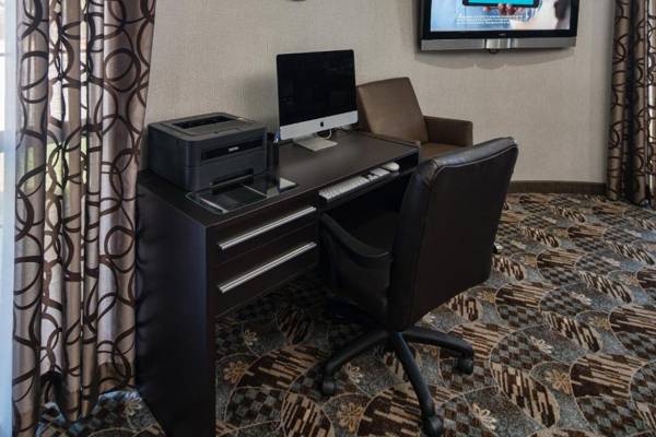 Workspace - Holiday Inn Express & Suites Santa Clara an IHG Hotel