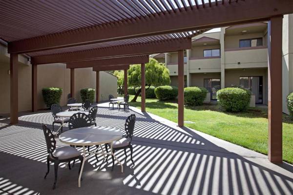 Best Western Plus Wine Country Inn & Suites