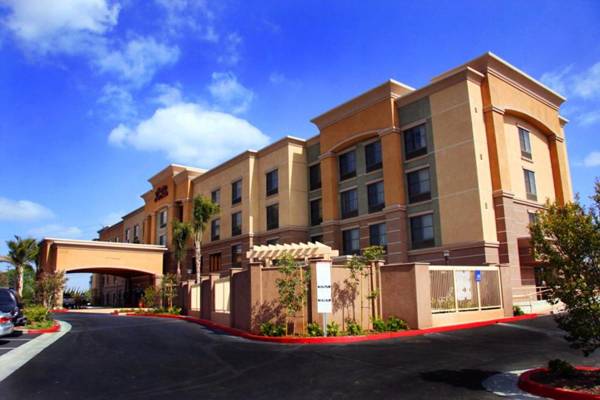 Hampton Inn & Suites Seal Beach