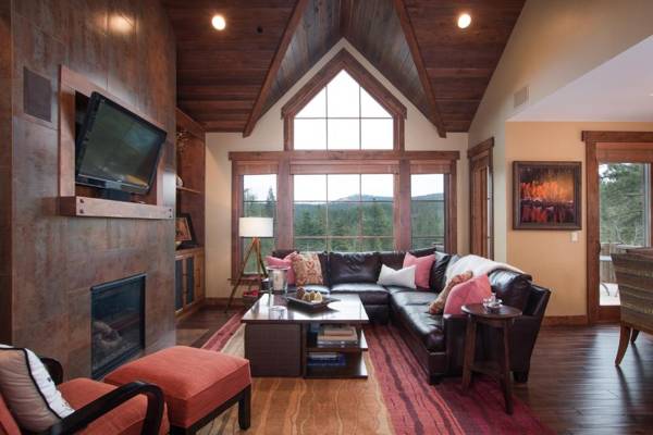 Luxury Village at Northstar Residence - Private Hot Tub! - Village Walk 7225