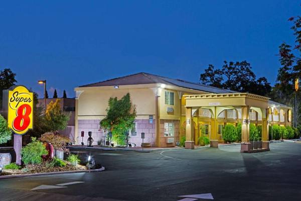 Super 8 by Wyndham Ukiah