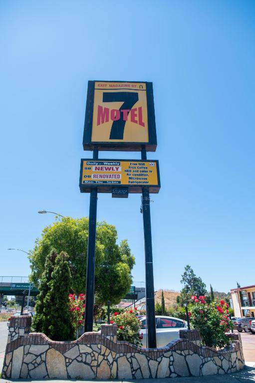 Motel 7 - Near Six Flags Vallejo - Napa Valley