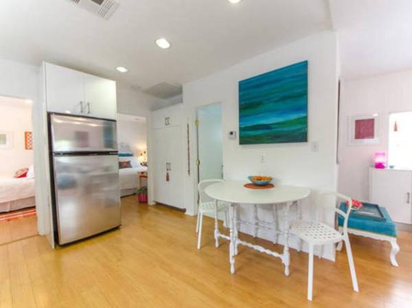 Boutique 444 Venice Beach Monthly Lease