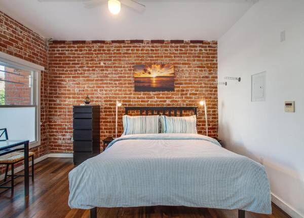 Venice Breeze Suites