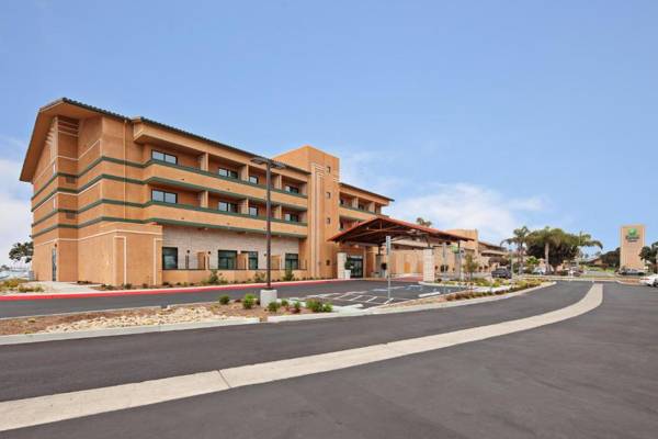 Holiday Inn Express Hotel & Suites Ventura Harbor an IHG Hotel