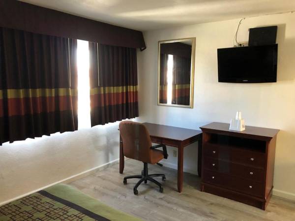 Workspace - Americas Best Value Inn Visalia