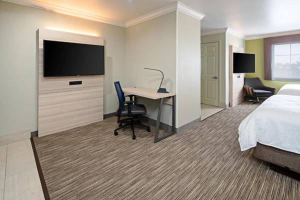 Workspace - Holiday Inn Express Hotel & Suites Watsonville an IHG Hotel