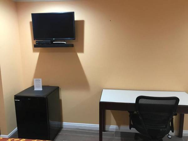 Workspace - Executive Suites Inn